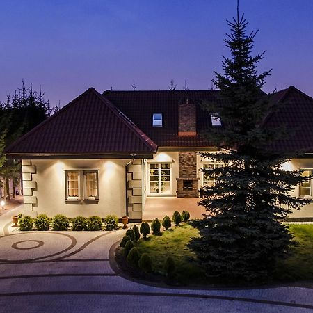 Villa Hof Luboń المظهر الخارجي الصورة