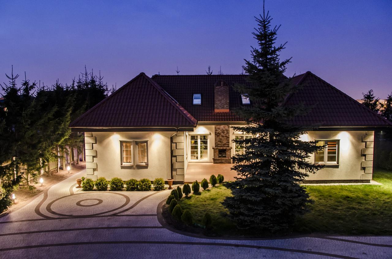 Villa Hof Luboń المظهر الخارجي الصورة